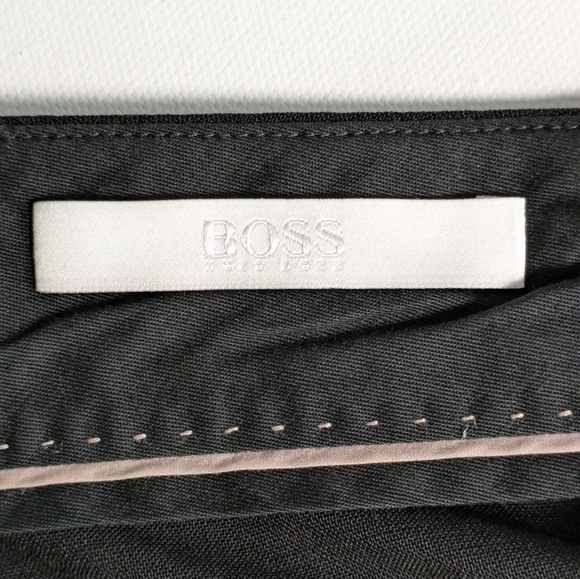 Hugo Boss Women's Size 10 Black Wool Stretchy Blend Slim Straight Pants Luxury - Picture 10 of 11